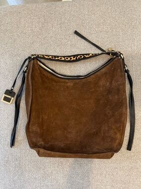 Stunning Inné genuine suede leather hobo bag, made in Italy 🇮🇹